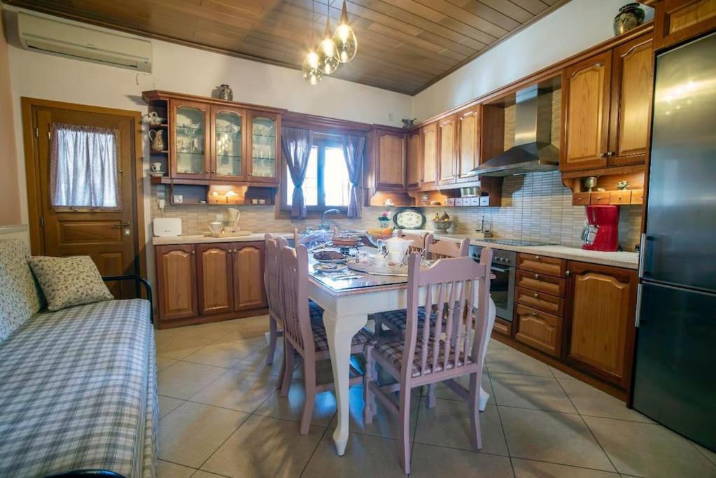 Apartament Ellie'S Vintage House Galaxídhion Zewnętrze zdjęcie